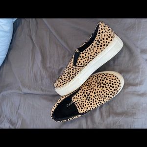 Leopard quipid slip on platforms